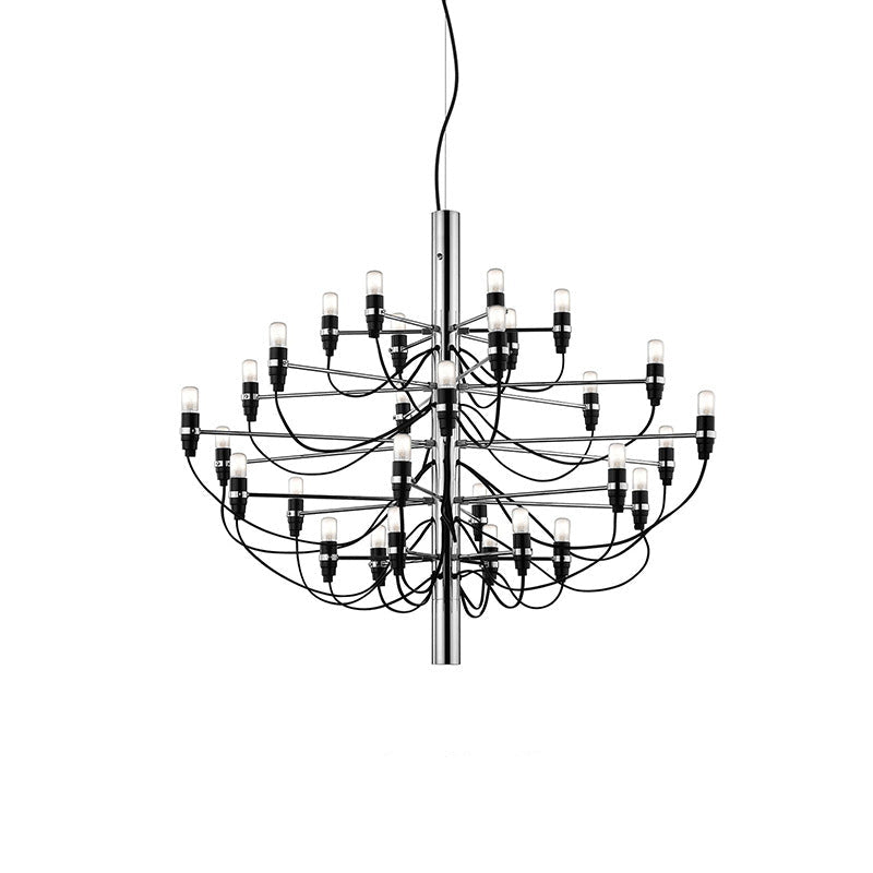 Lampadario di design medievale italiano