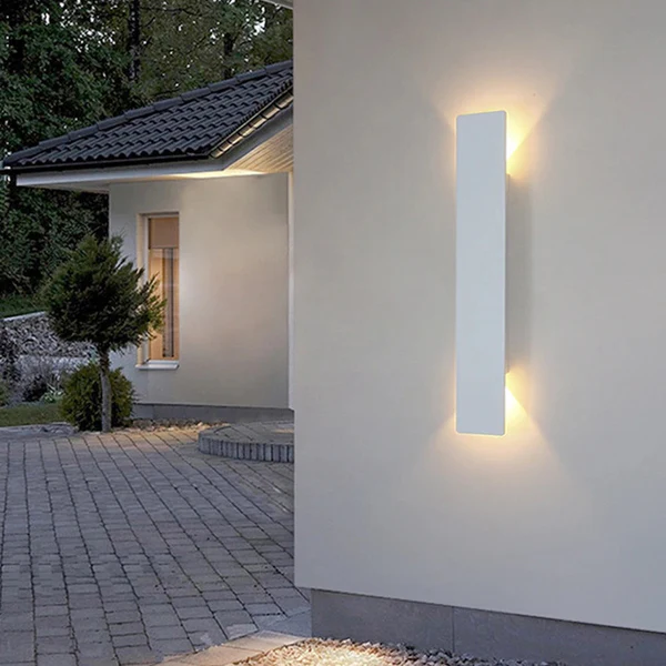 Lampada da parete a striscia LED impermeabile