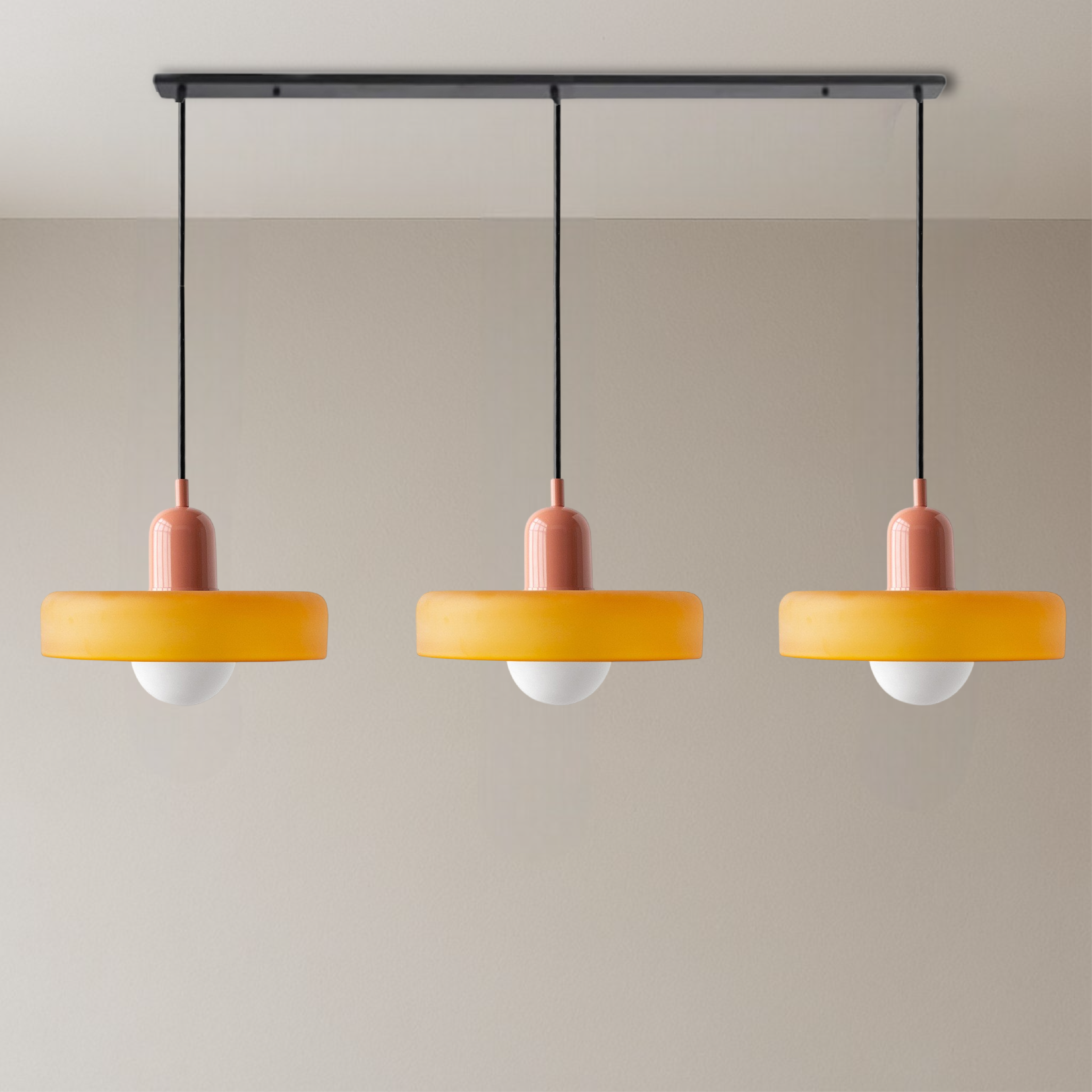 Lampada a sospensione a 3 teste in vetro colorato Bauhaus