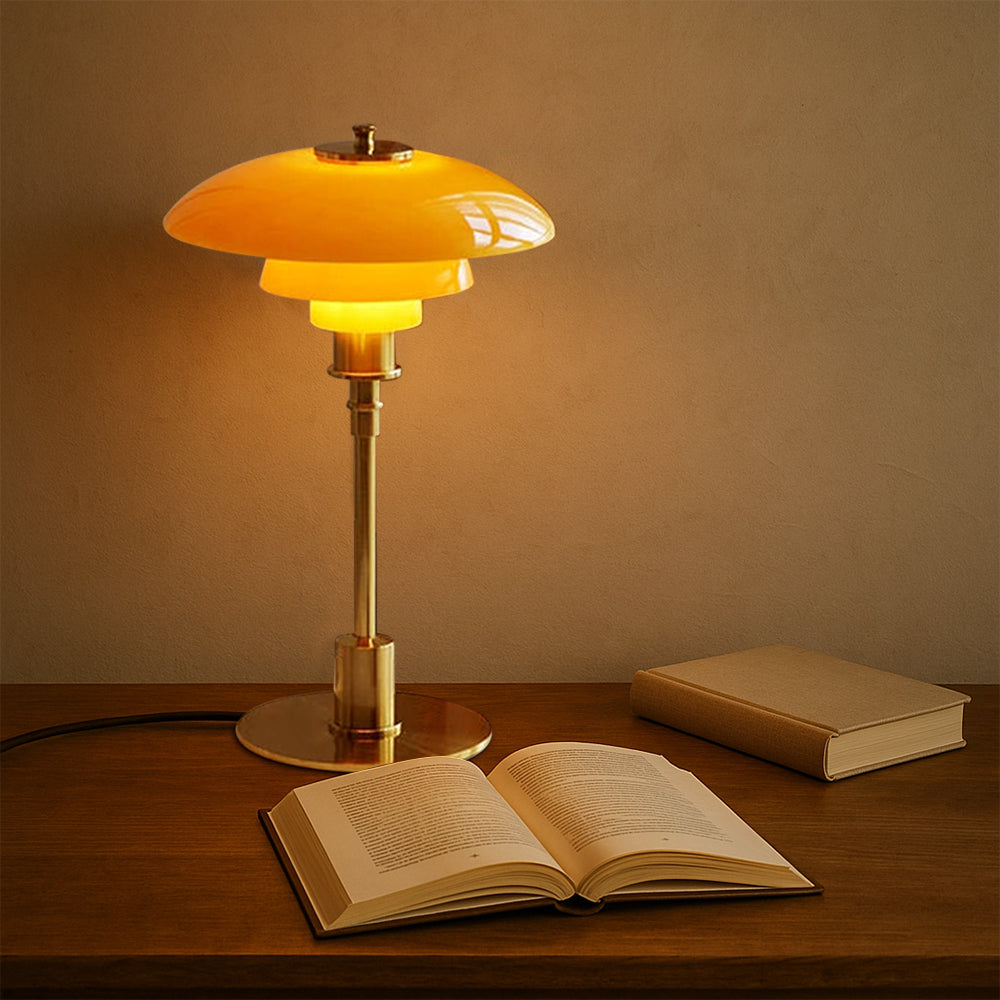Lampada da tavolo di design danese
