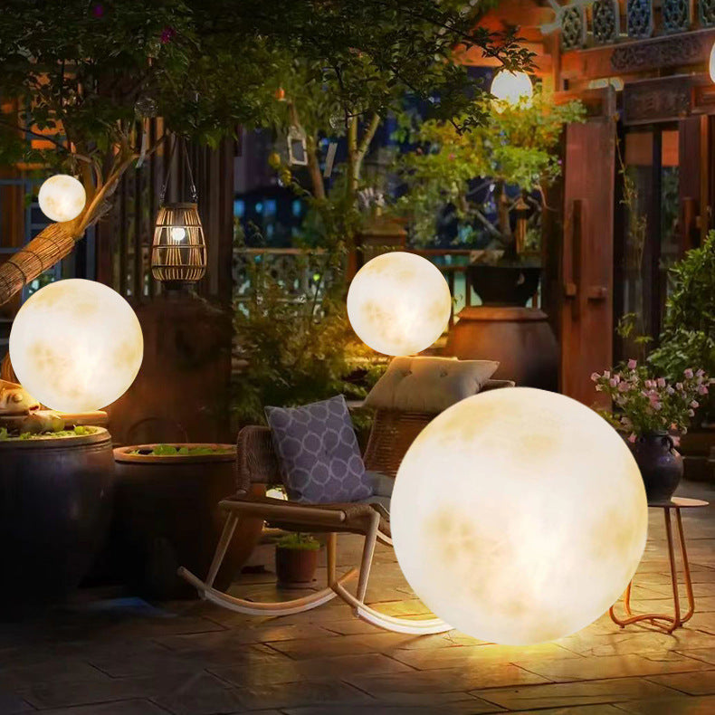 Lampada da giardino a energia solare