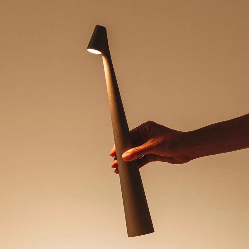 Lampada da tavolo Lumina