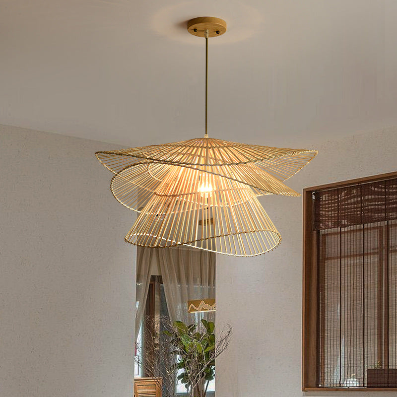 Luce a sospensione in legno di rattan
