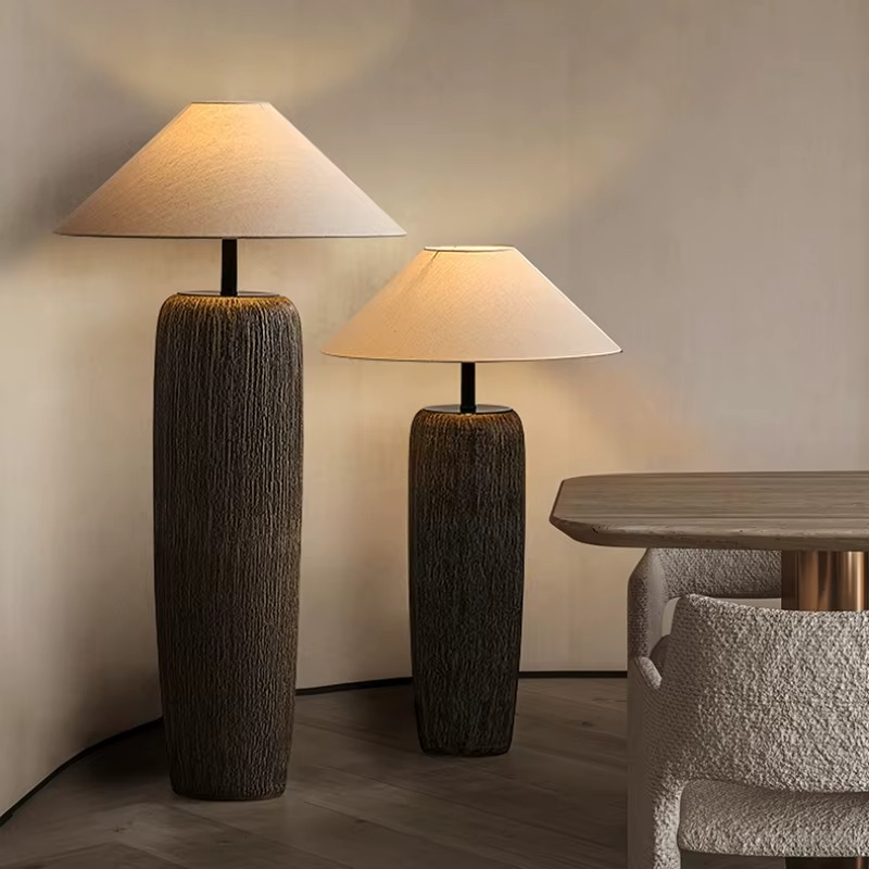 Lampada da terra in ceramica