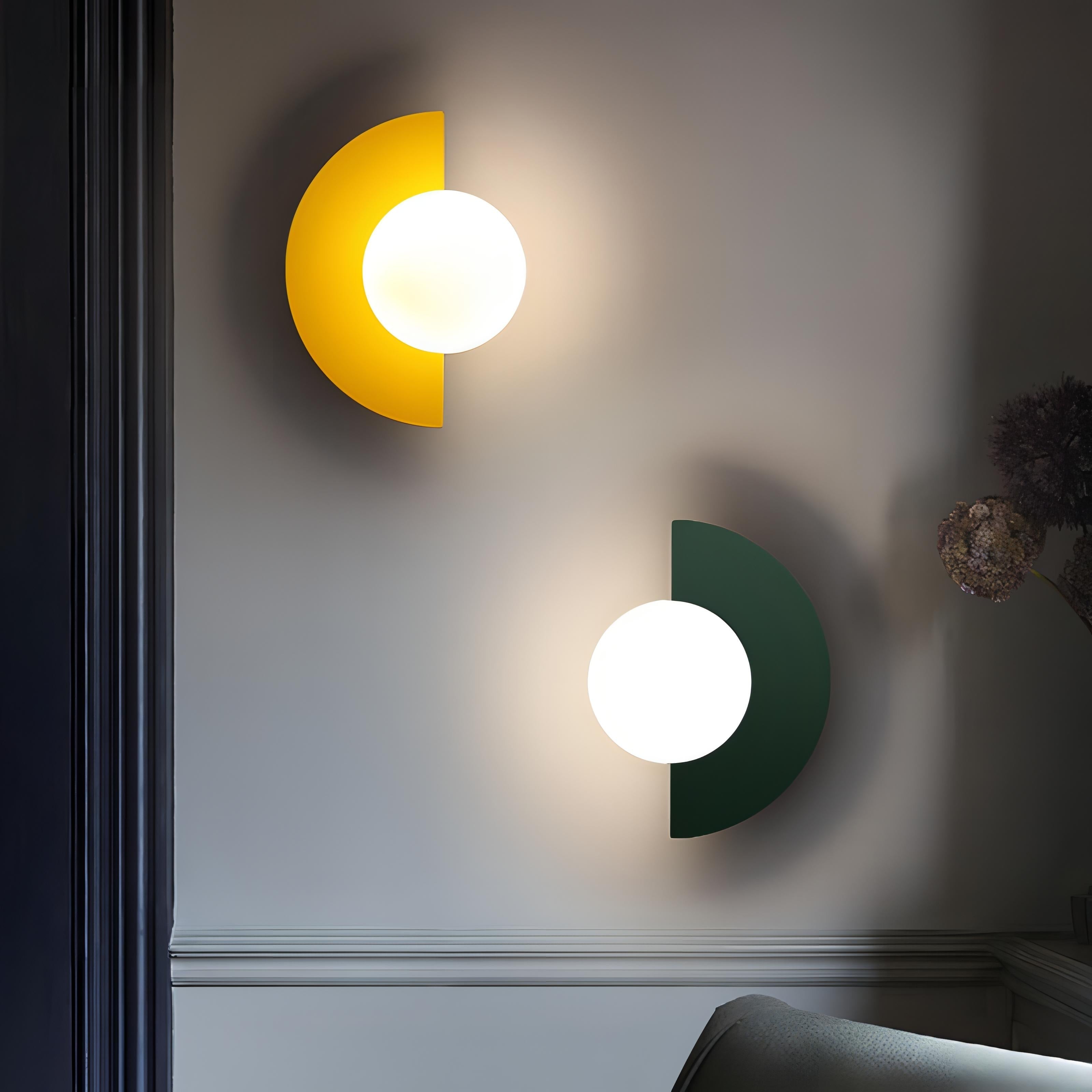 Everest - Lampada da parete a semicerchio nordico