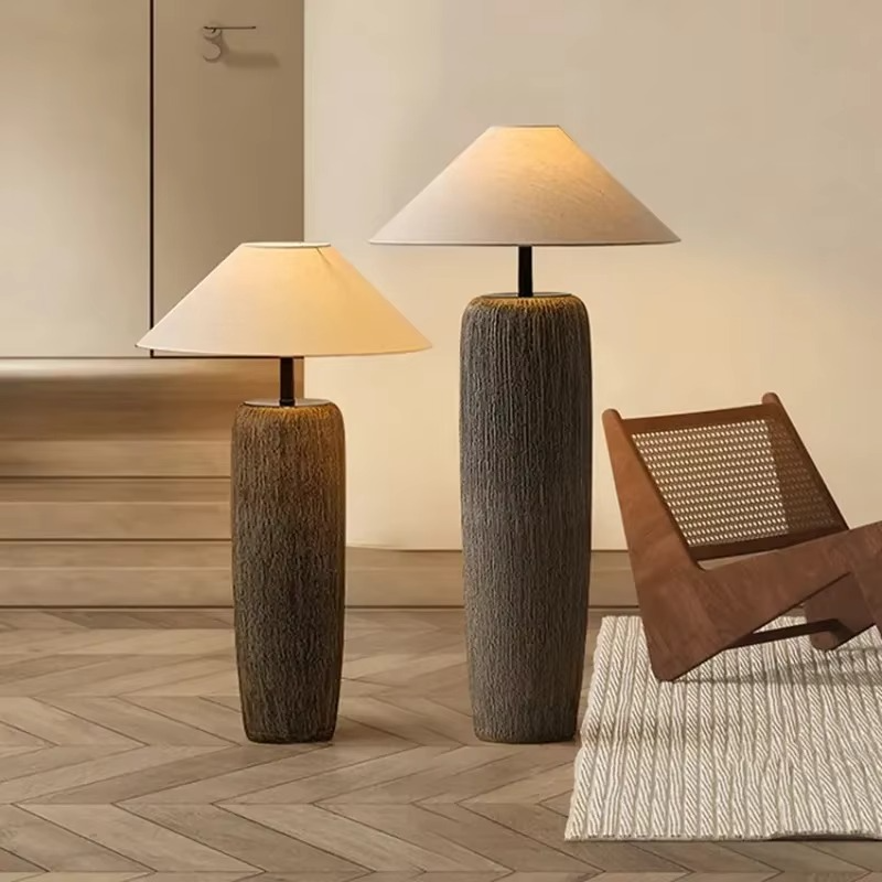 Lampada da terra in ceramica