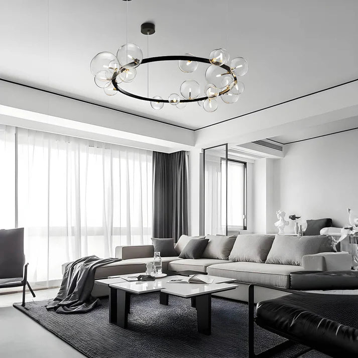 Il lampadario ad anello di Alyse