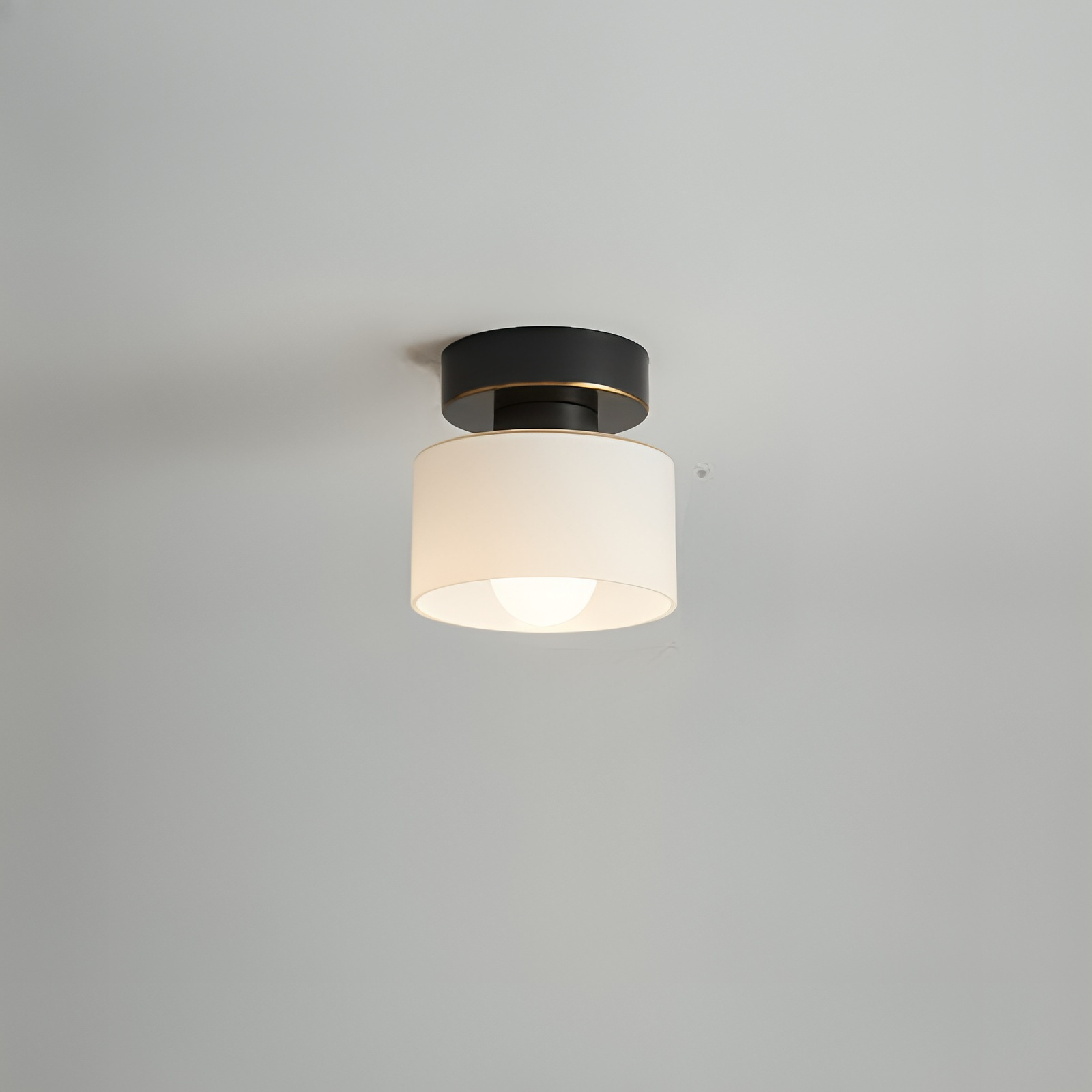 Spot a soffitto Bauhaus creativo