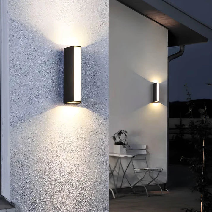 Lampada da parete a 2 vie per esterni