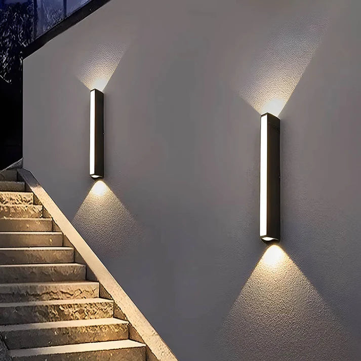 Lampada da parete a 2 vie per esterni