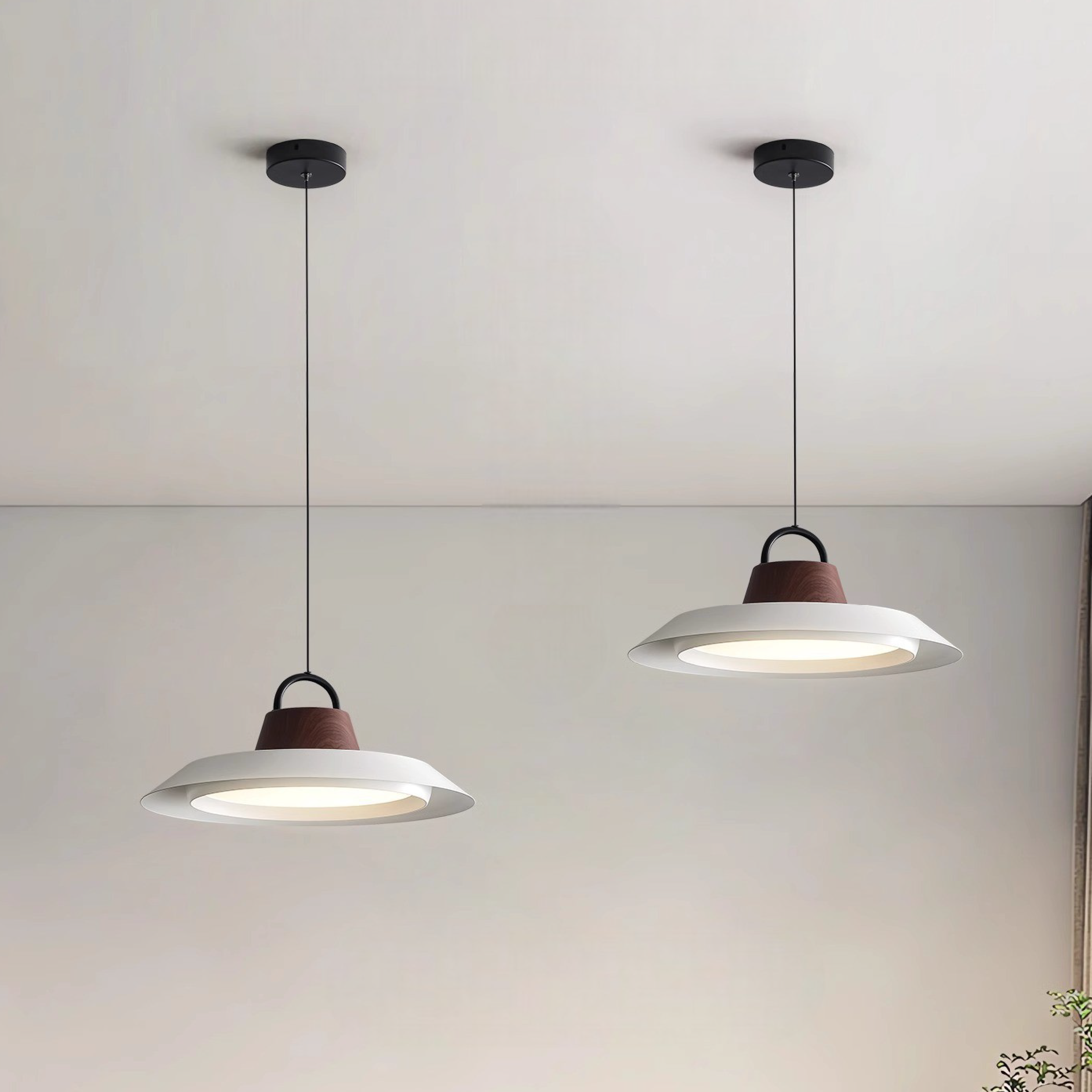 Lampada a sospensione scandinava in legno e metallo