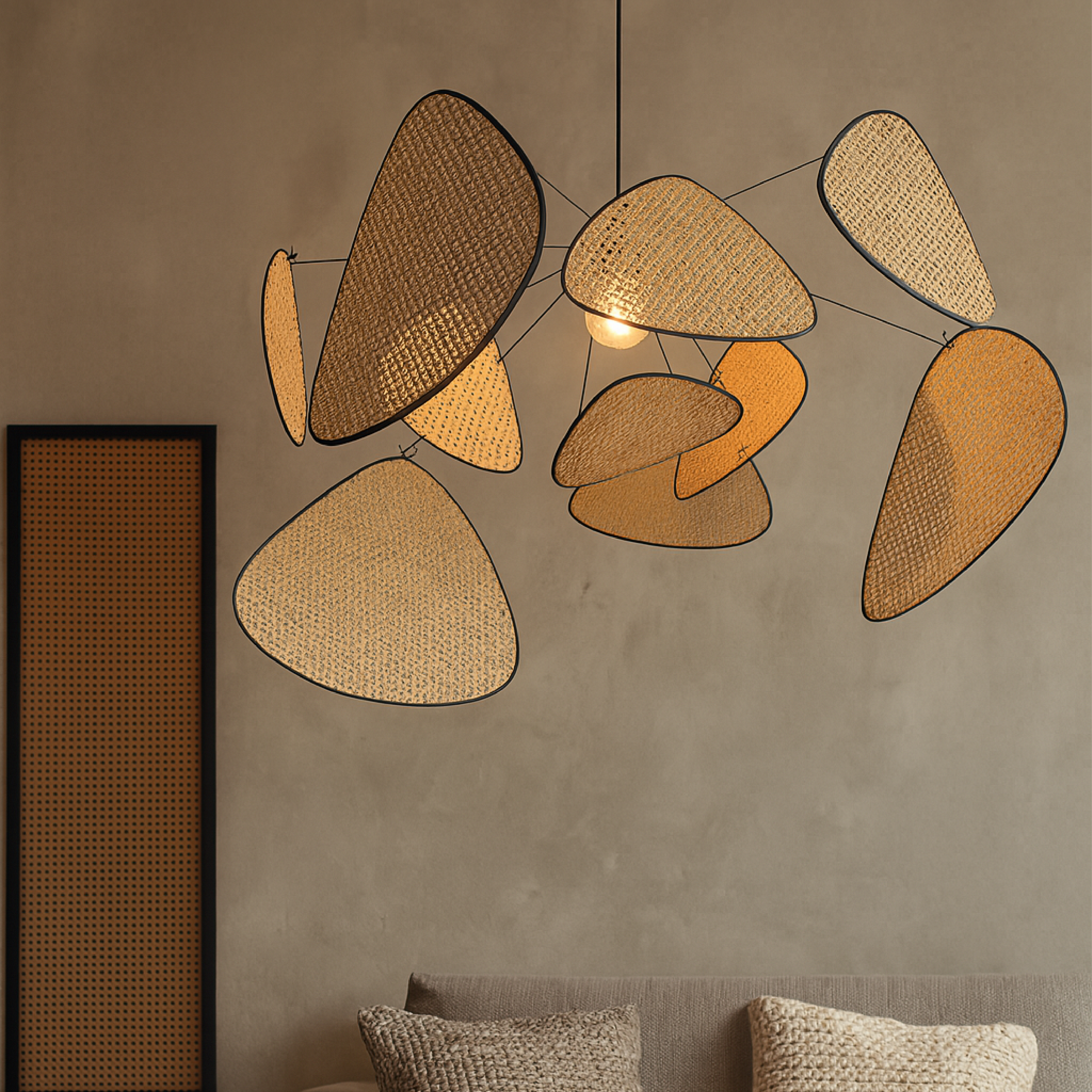 Luce a sospensione in rattan di Bria