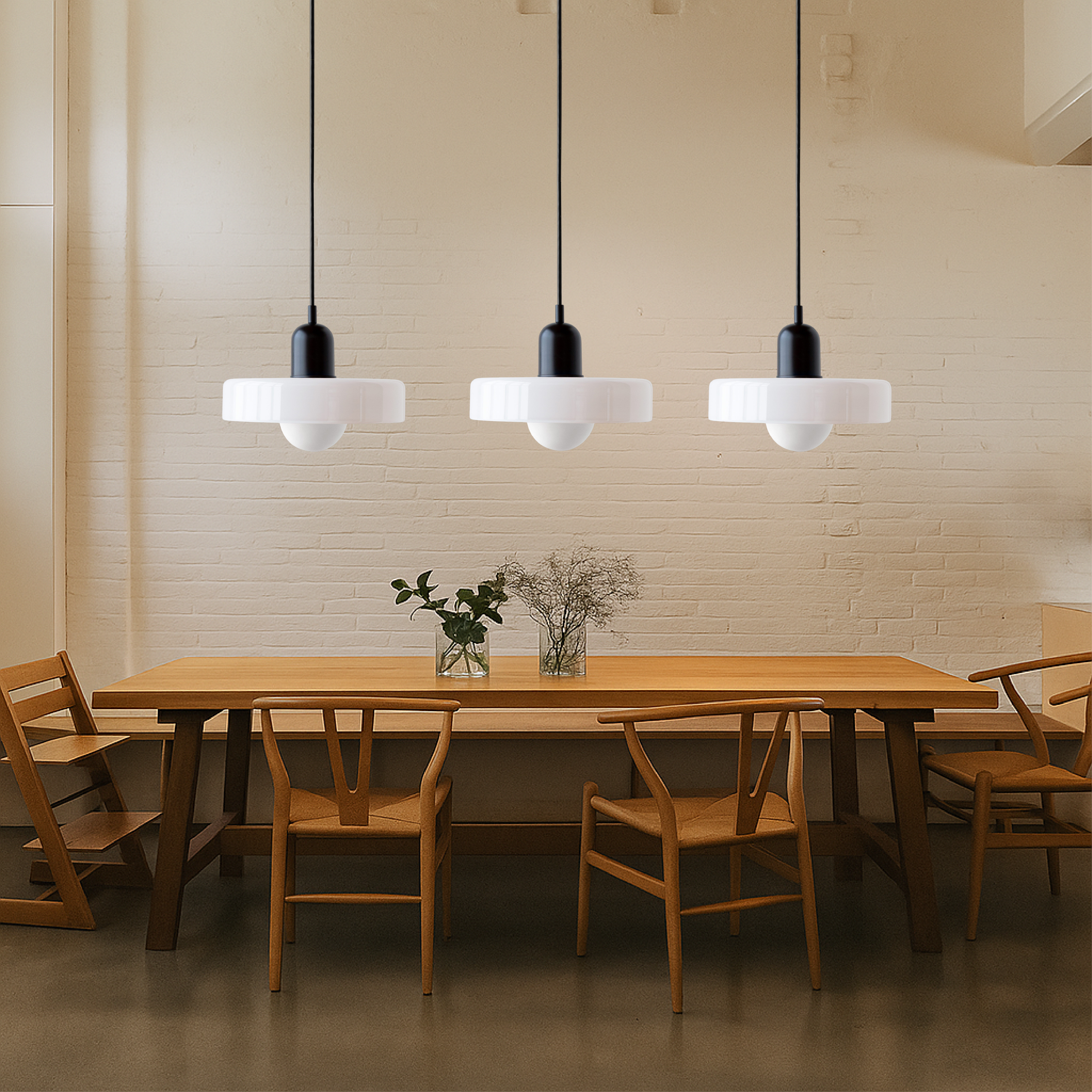 Lampada a sospensione a 3 teste in vetro colorato Bauhaus