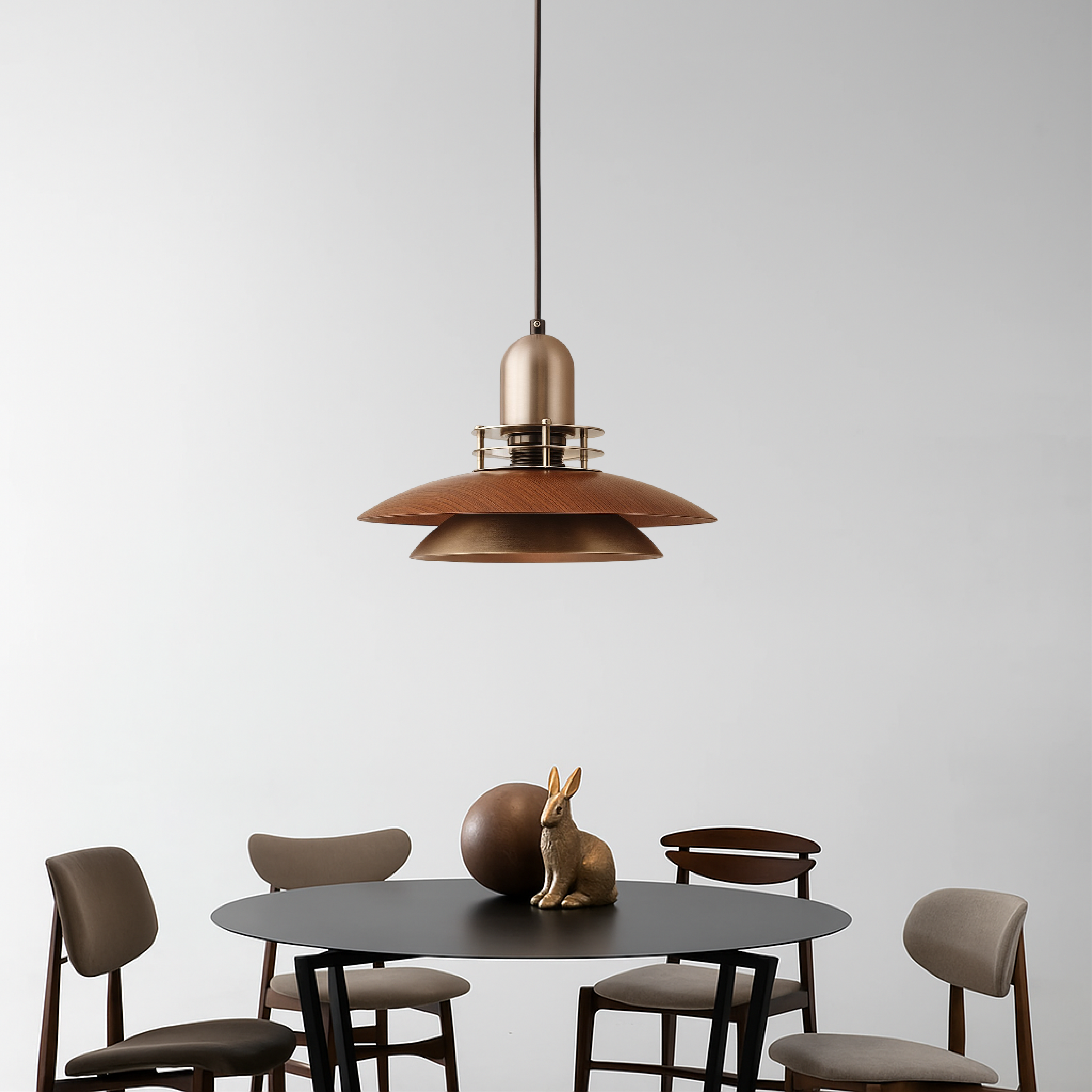 Luce a sospensione a strati in legno di noce